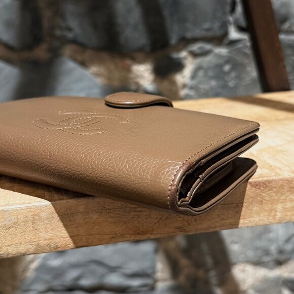 Chanel Brown Caviar Zip Compact French Purse Wallet - Picture 10 of 16